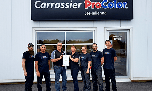 Carrossier ProColor Sainte-Julienne, qui adhère au programme Clé Verte depuis 2009, fait maintenant partie des quelques ateliers à l’échelle québécoise à se voir décerner la certification Platine.